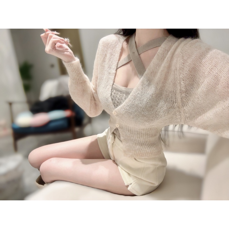 *高能量小美*麻花抹胸交叉吊帶上衣+暖絨絨馬海毛針織開(kāi)衫套裝