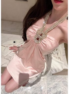 *古希腊掌管温柔的神*醋酸面料～珠玉瑰粉钉珠挂脖重工褶皱连衣裙