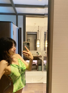 2020夏季欧美ins网红青绿色水波纹荡领露背绑带吊带打底上衣蹦迪