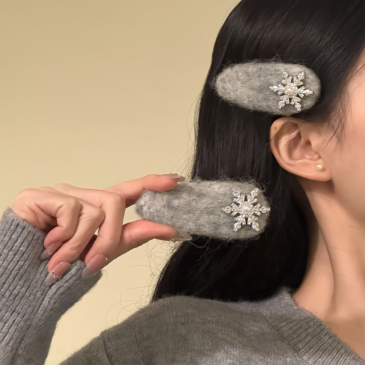灰色毛绒绒雪花发夹小香风刘海夹侧边夹甜美秋冬氛围感小雪掰掰夹,饰品/流行首饰/时尚饰品新,民族风发饰,淘宝优惠券,粉丝福利购,淘宝优惠卷
