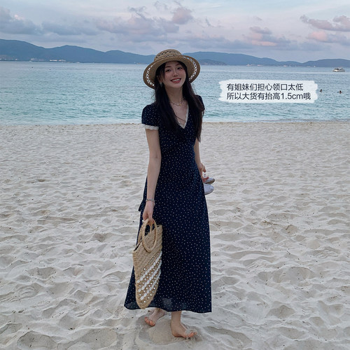 小个子显瘦波点蕾丝拼接连衣裙女