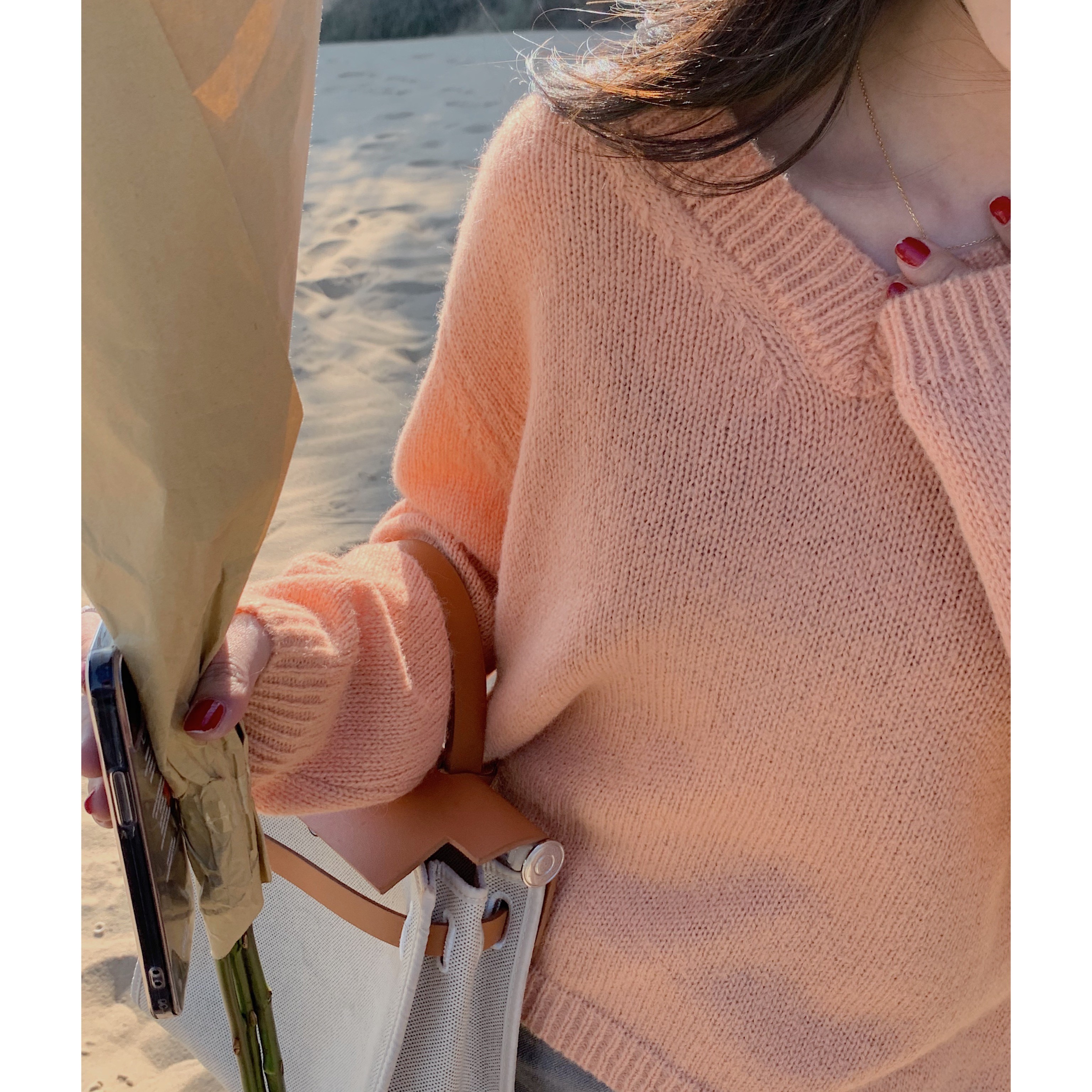 小个子马海毛v领套头毛衣针织女