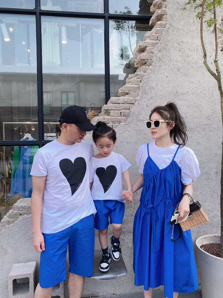 3인 가족 부모자식 한국판 클라인 블루 불규칙 서스펜더 투피스 드레스 모녀 순면 슈트