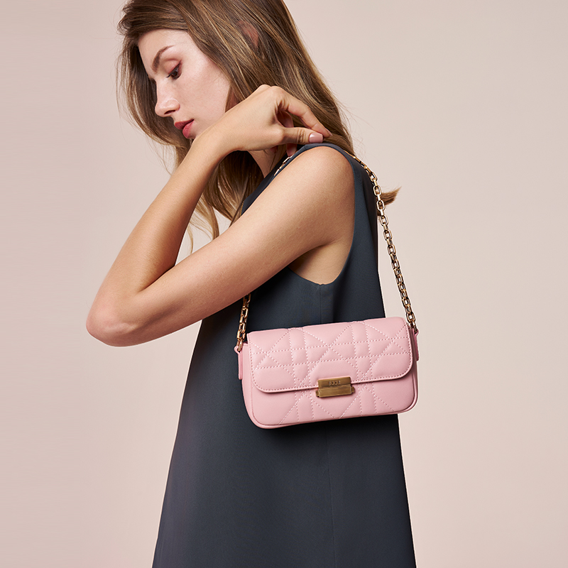 ELLE女包牛皮链条包通勤翻盖包