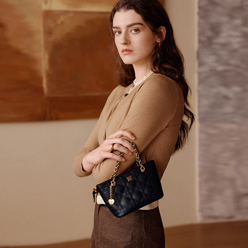 ELLE藤格绗缝托特包链条手提小包