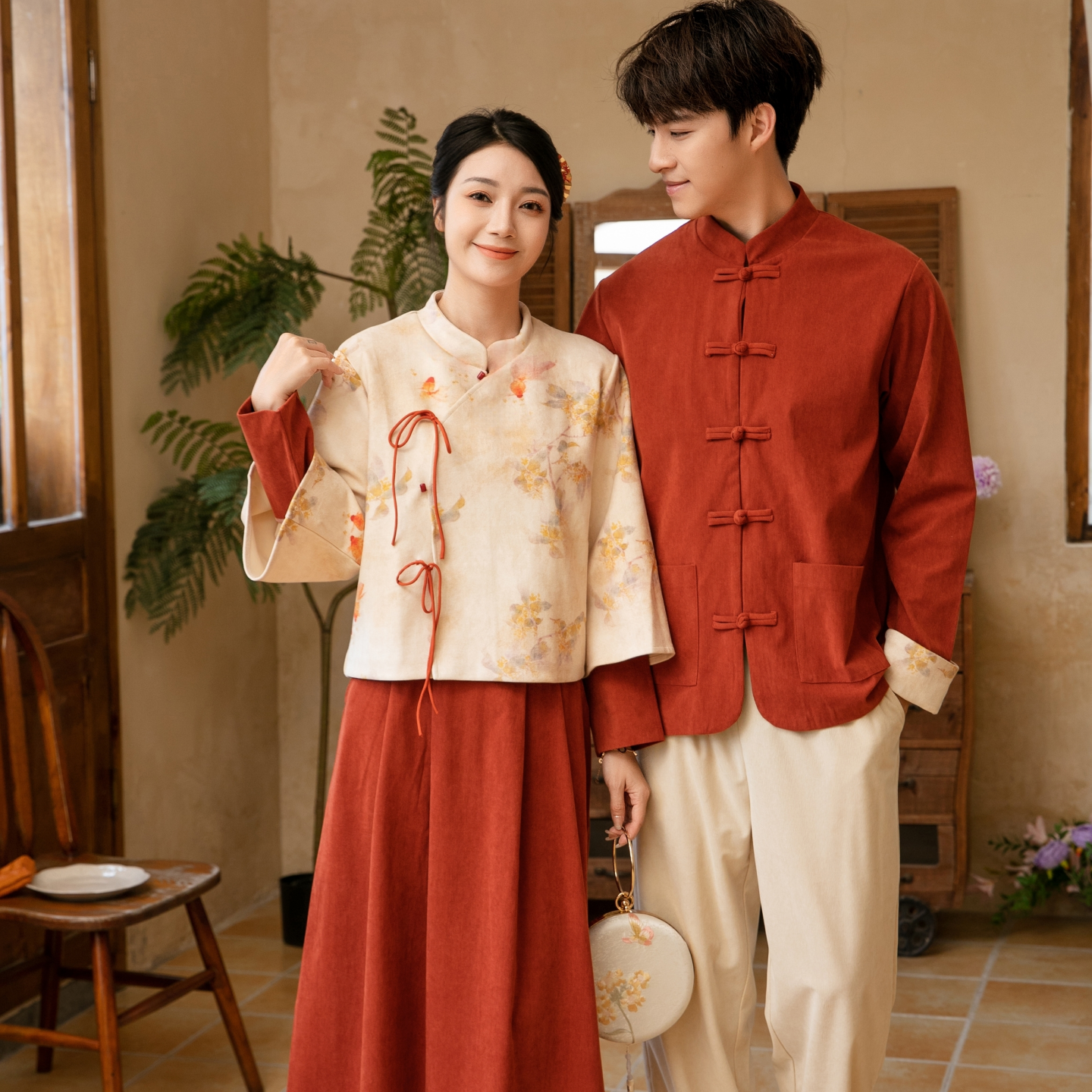 喜庆情侣装订婚宴新中式汉服唐装