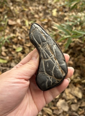 天然灵璧石手把禅石 桌面迷你平远山 原石原底 书桌茶桌办公桌