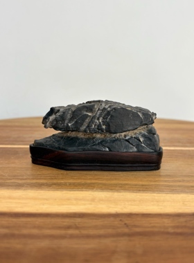 天然灵璧石滴水山形桌面小摆件 手把山 书桌茶桌小石头原石摆件