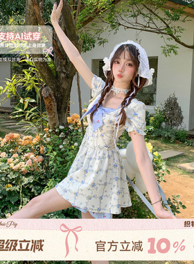 织物猪 甜草奶酪 田园度假风蓝色短袖碎花裙女格纹拼接夏日连衣裙