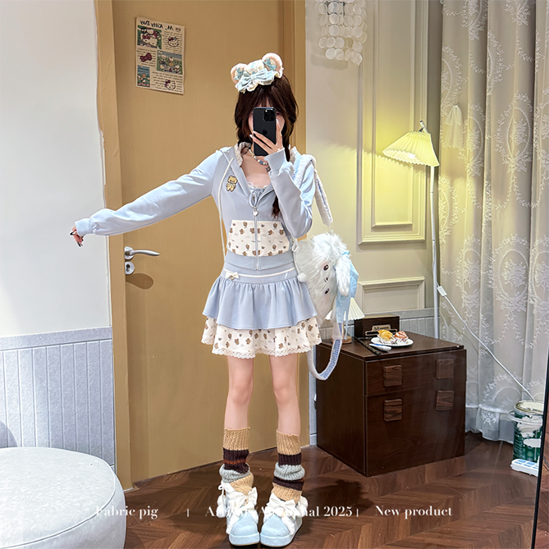 蓝色休闲风套装连帽卫衣外套短裙