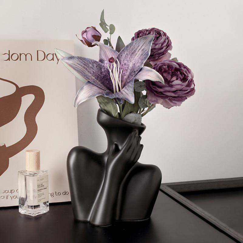 北欧轻奢陶瓷花瓶摆件高颜值