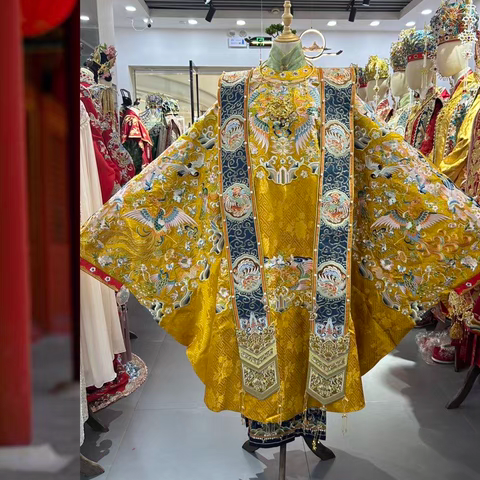婚服女新娘结婚服中式婚礼服明制汉服刺绣款