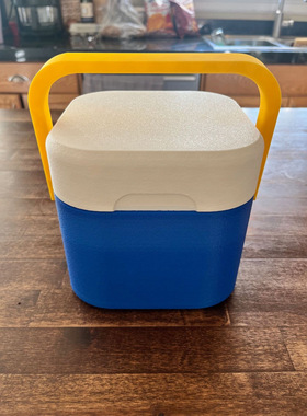 Retro Mini Cooler for 4 Cans 跨境复古迷你可乐手提冷藏箱