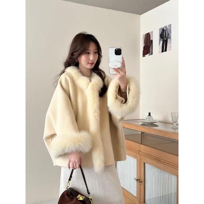 千金风毛毛领羊毛短款大衣