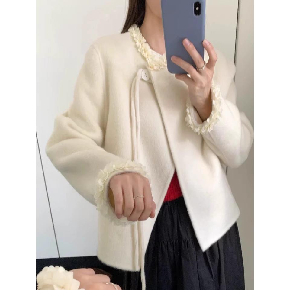 单排扣圆领蕾丝花边加厚毛呢外套