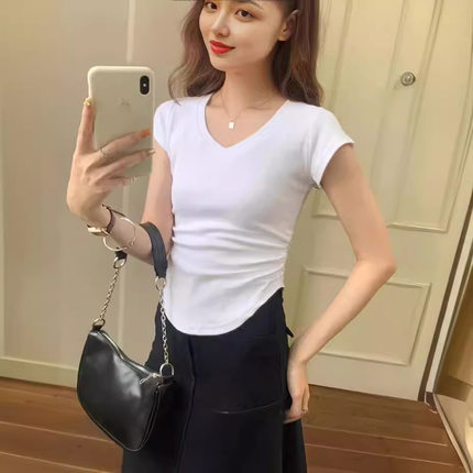 短袖T恤女2026夏季新款女装V领修身显瘦设计感褶皱通勤风白色上衣