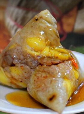 潮汕蛋黄鲜肉咸粽子汕头老妈宫双烹鲍鱼粽球海鲜粽端午礼盒送甜酱