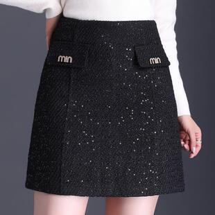 秋冬短裙半身裙2025年新款高腰黑色粗花尼短款小香风a字裙包臀裙