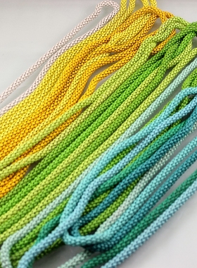 经典黄绿色系吸睛彩色长项链