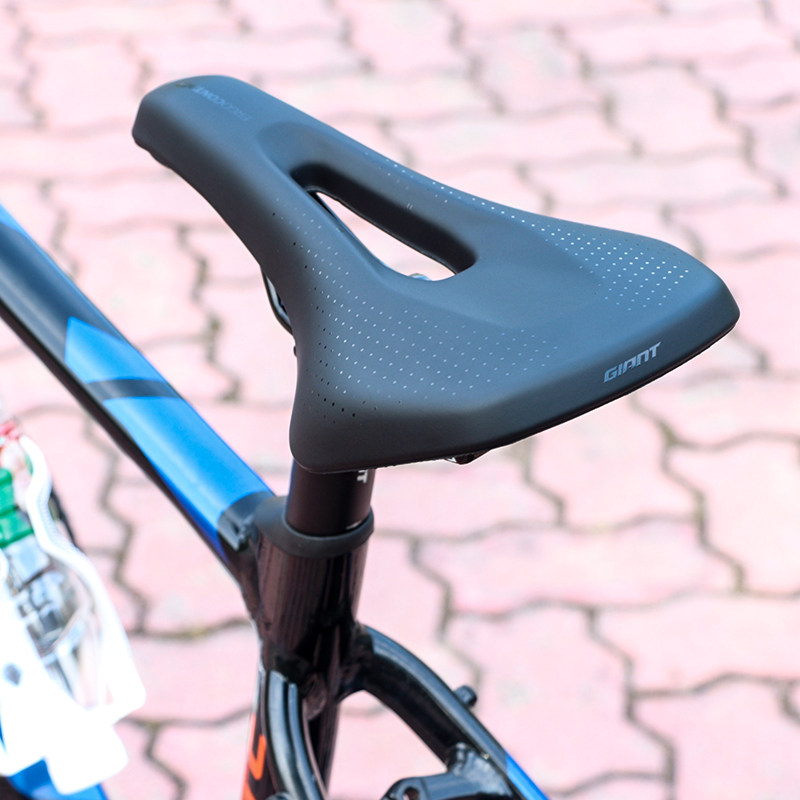 GIANT捷安特自行车坐垫新款山地车公路车鞍座舒适透气车座子配件