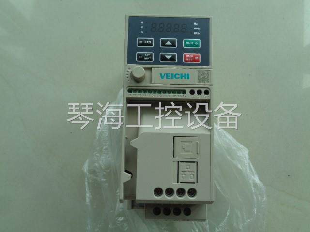 veichi变频器 ac10-t/s2-r75g-b 0.75kw 220v 功能正常 实物图仪