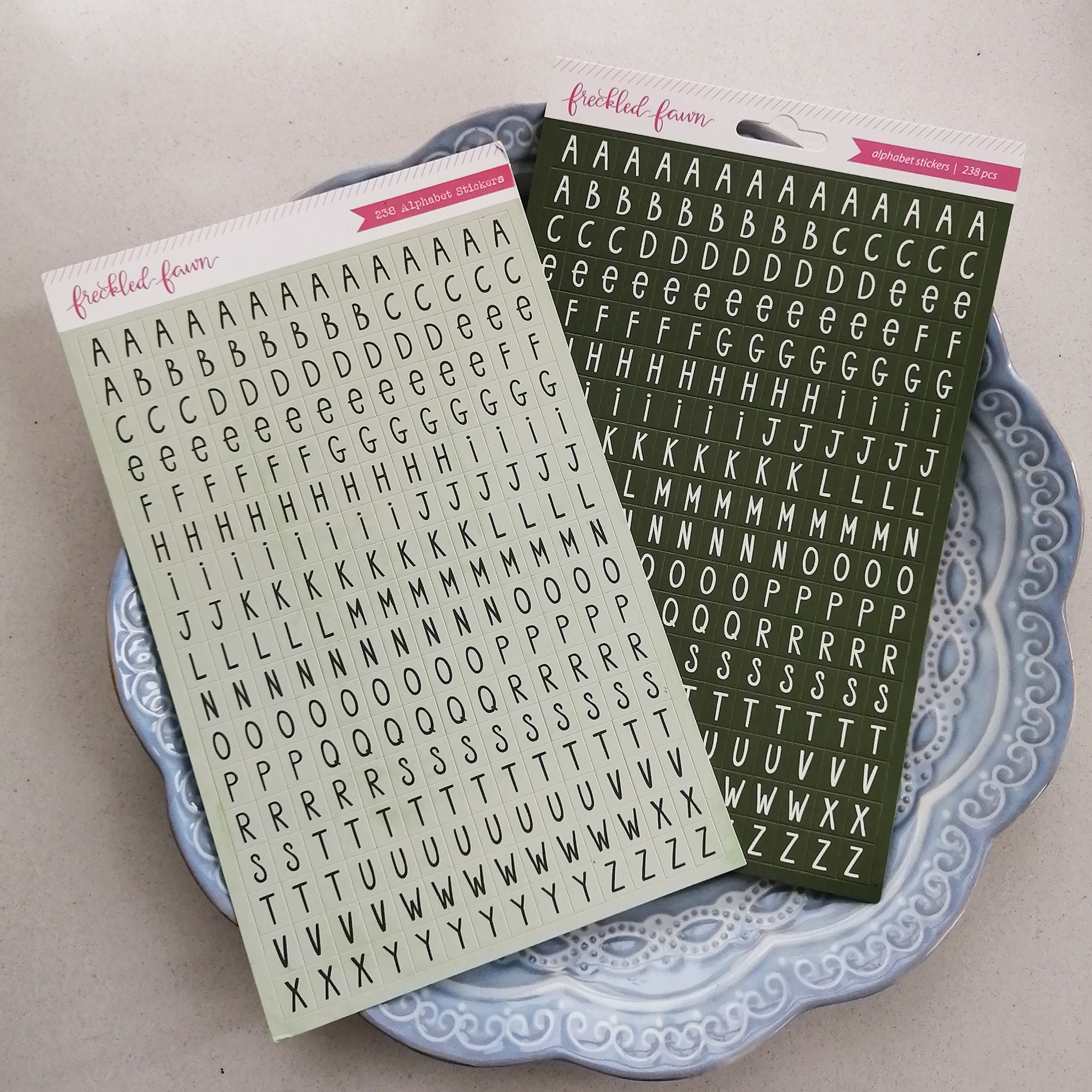 欧单万用百搭26个英文方块字母手帐剪贴簿宝宝日记相册卡片装饰贴