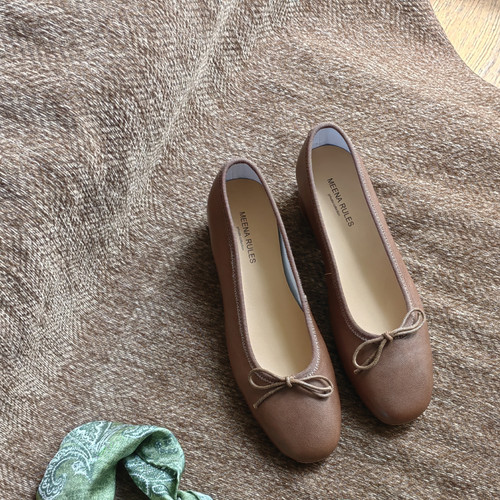 左岸轻拿铁意大利手工芭蕾鞋