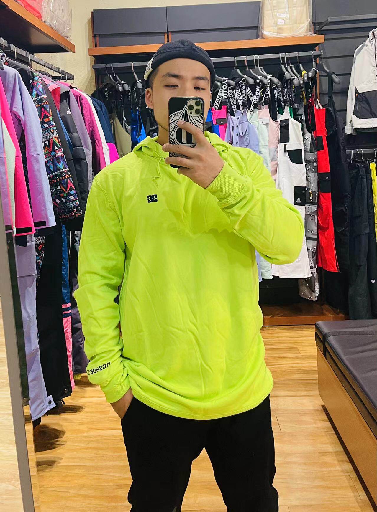 鞍山极速 DC 滑雪服 帽衫 潮流搭配网红款防水卫衣男女款特价包邮