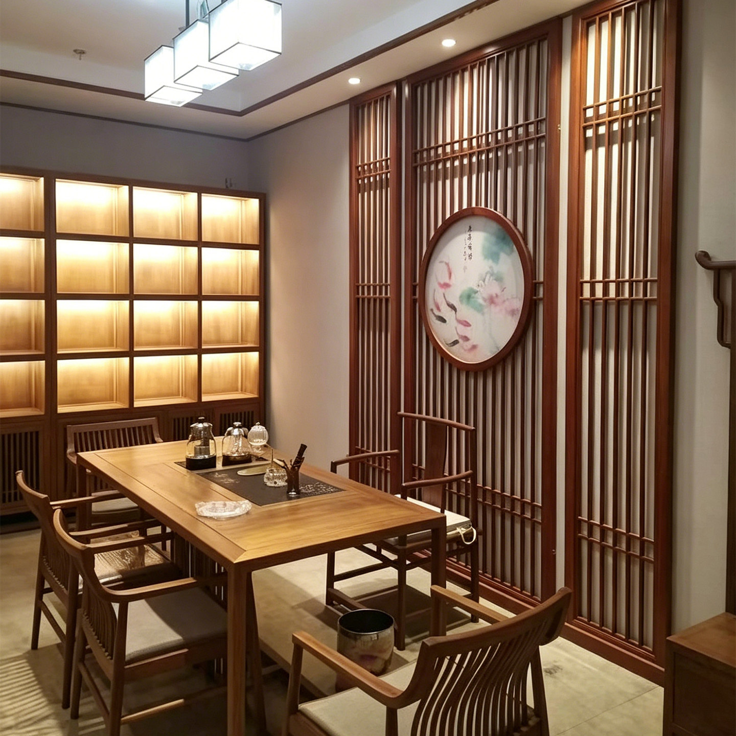 东阳木雕商用仿古门窗屏风