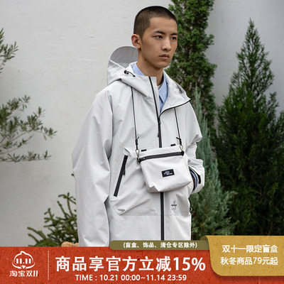 UrbanStandard宽松冲锋衣外套