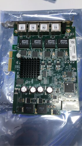 康耐视CFG-8704E-100。