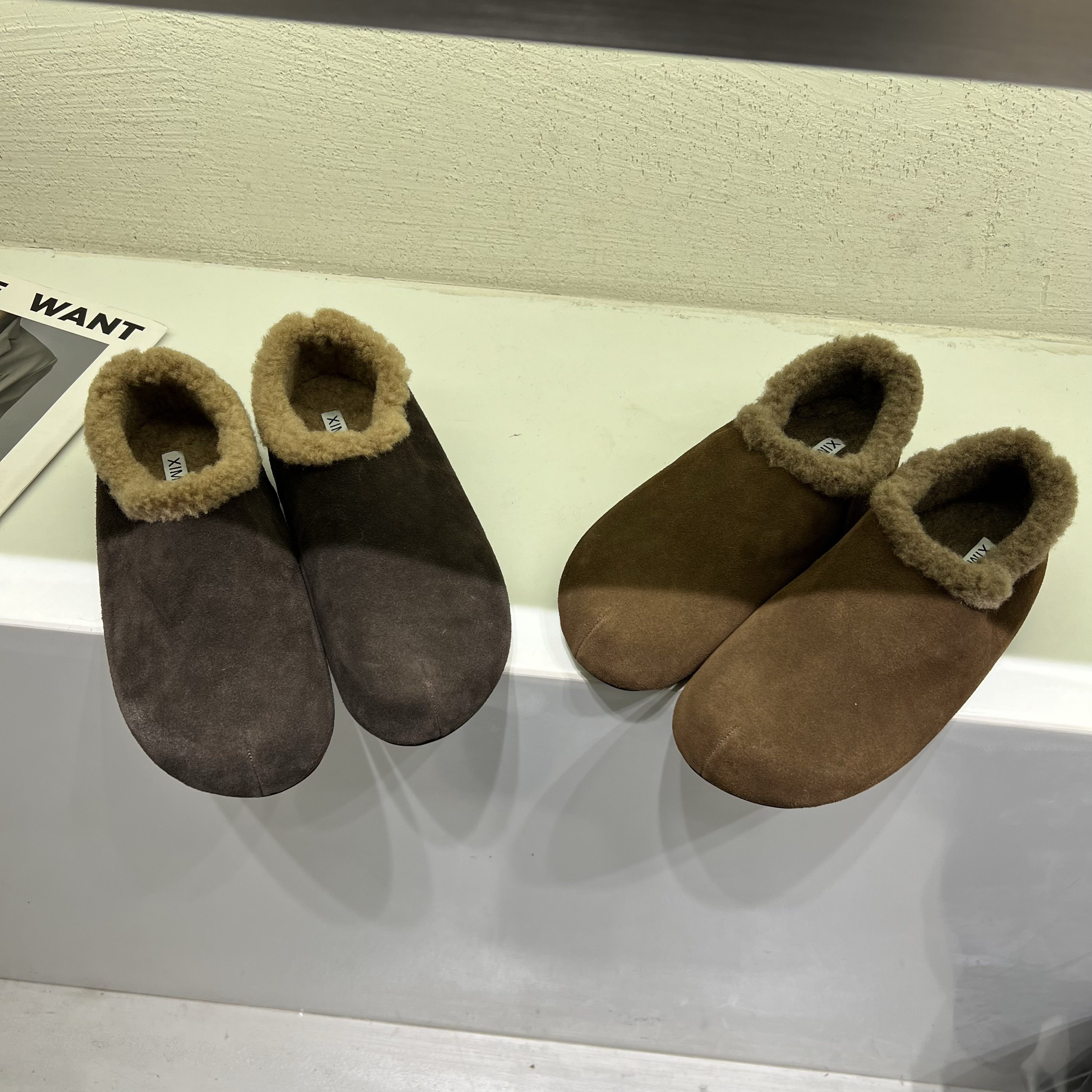 磨砂皮复古加绒勃肯鞋女2025冬季厚底舒适保暖毛毛鞋丑萌百搭棉鞋