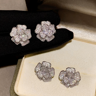 小香风满钻山茶花耳钉女纯银气质玫瑰花朵时尚小众耳环高级感耳饰