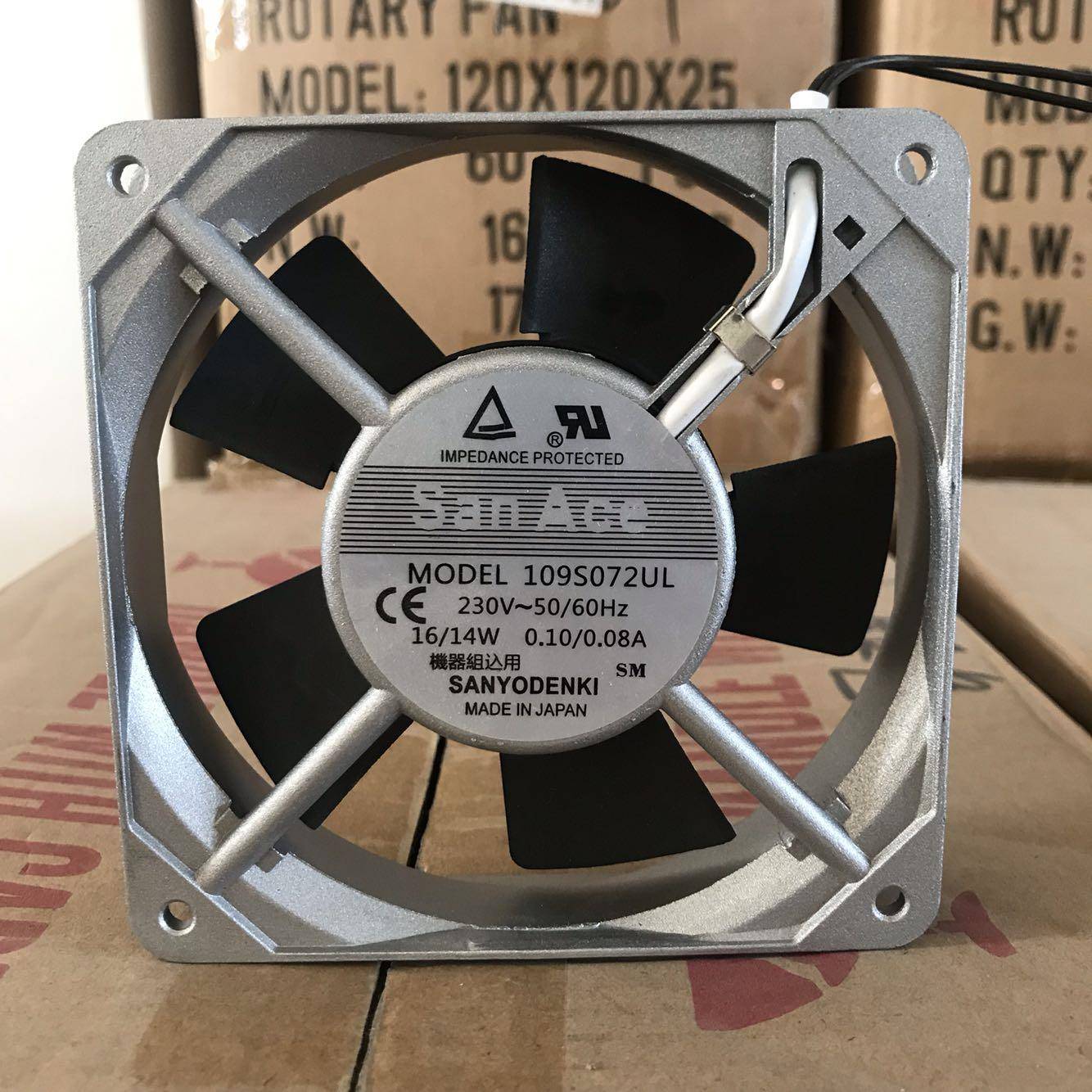 全新三洋 109S072UL 110/220V 16/14W 12025 12cm铝框交流风扇