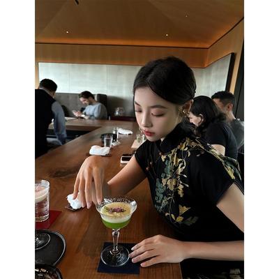 新中式连衣裙2024新款女夏季高级感名媛印花改良旗袍裙丝绒包臀裙