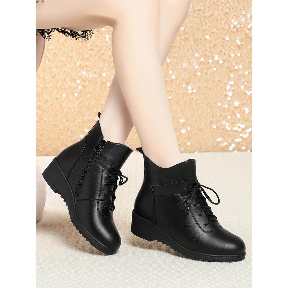 平底妈妈鞋鞋2025新款秋冬短靴子中老年女鞋加绒皮鞋保暖1029h