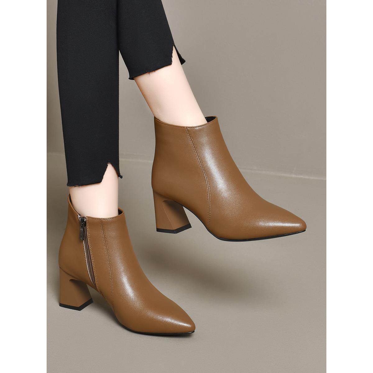 冬季2025新款尖头短靴女式厚跟中跟加天女式高跟鞋马丁靴1218u