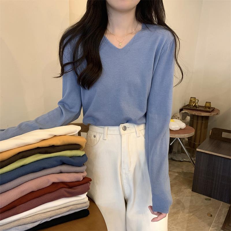 秋冬雾蓝色显白V领针织打底衫宽松遮肚子内搭上衣温柔风毛衣1210u