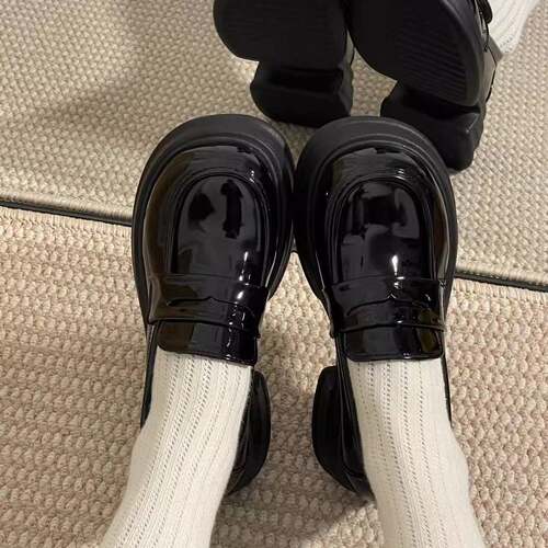 黑色厚底乐福鞋女2026新款英伦风百搭小皮鞋一脚蹬软底单鞋0823r