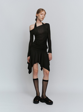 LUCENCY HTML24春夏瑜伽不对称下摆弹力松紧腰性感两色百褶半裙