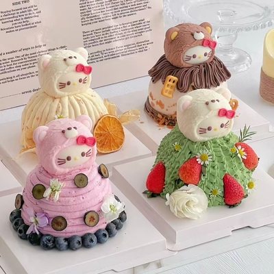 卡通KT猫小熊巧克力蛋糕装饰摆件