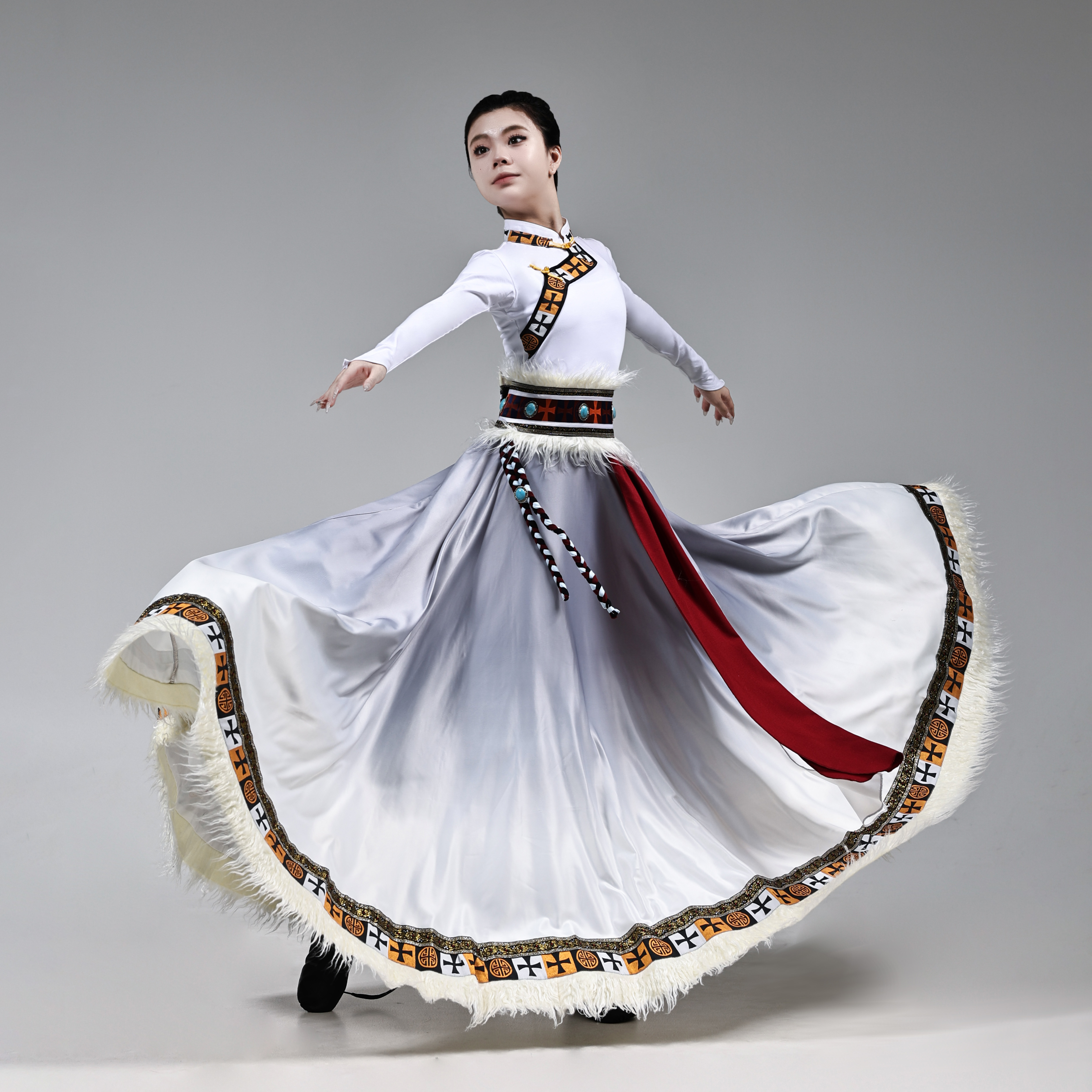 藏族白色大摆裙练功排练演出剧目艺考比赛新款民族风藏舞裙分体裙