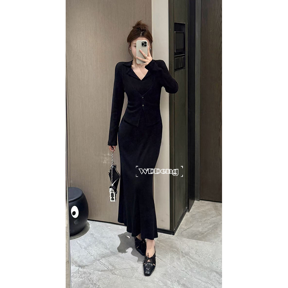 王等等【优雅时分】2025秋冬原创温柔风显瘦针织连衣裙U224Q20347