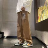 棕色