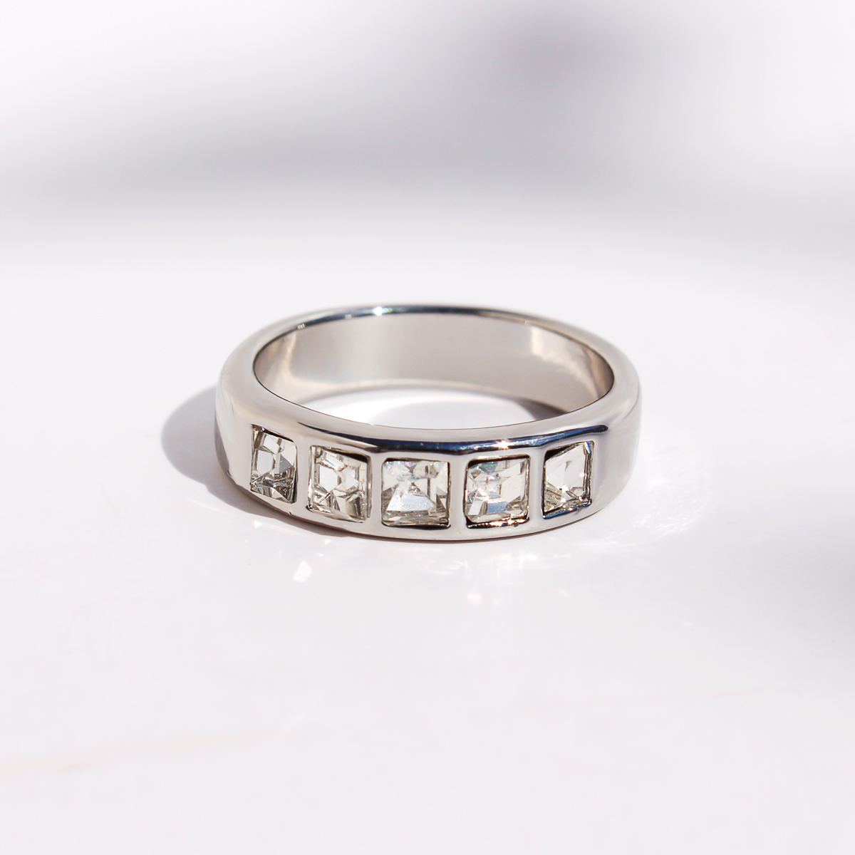 青岛外贸饰品小众轻奢方形闪钻几何戒指女冷淡风极简叠戴指环V132