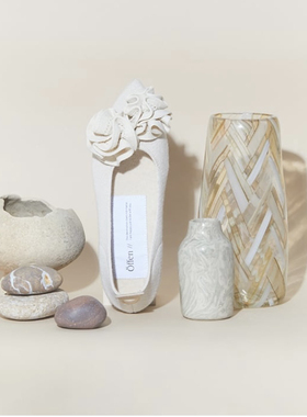 日本购直邮 offen休闲鞋 尖头花花 平底单鞋