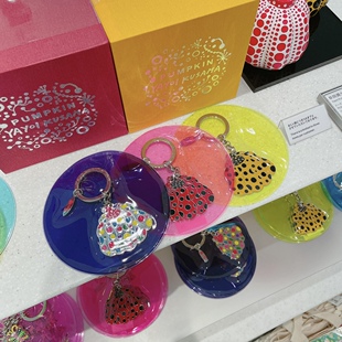 日本代购在途 草间弥生钥匙扣 经典波点南瓜 红色 黄色 彩色