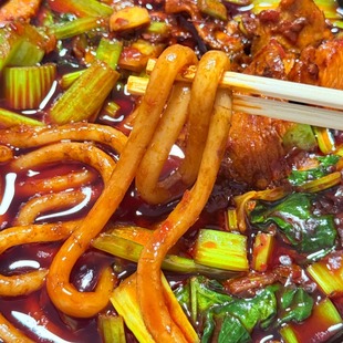 新疆崇吾斯塔目QONGUSTAM炒米粉520g鲜米粉调料组合装 适合3至4人