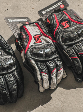 「SPARROWHAWK」专业真皮碳纤维机车摩托春秋骑行手套