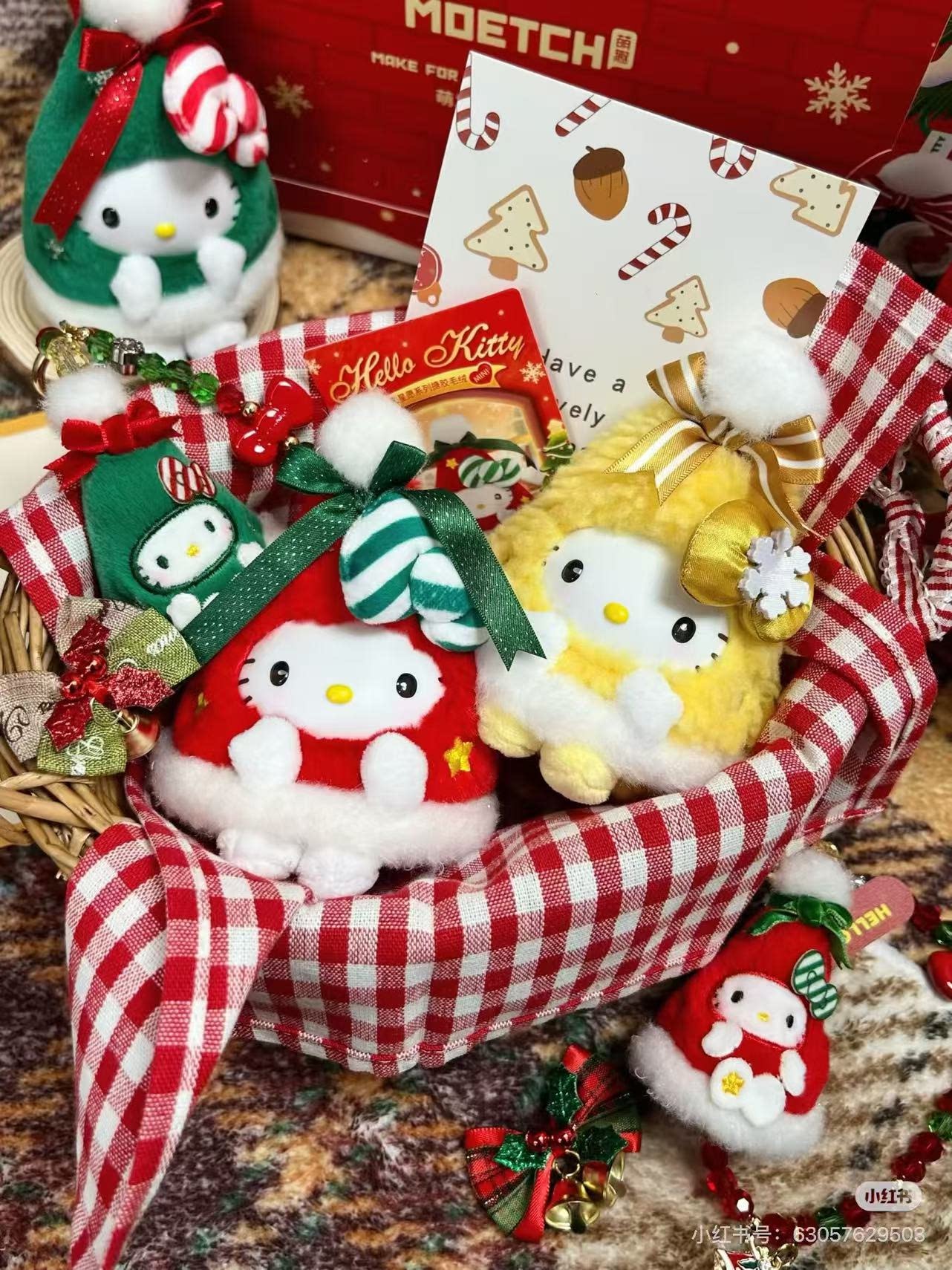 Hello Kitty款苹安星愿系列搪胶毛绒Mini